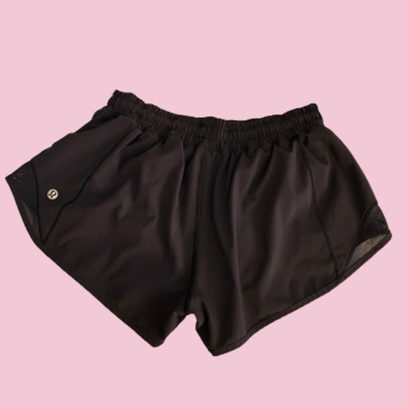 Lululemon Hotty Hot shorts 2.5 size 6 SOLD - Picture 3 of 3